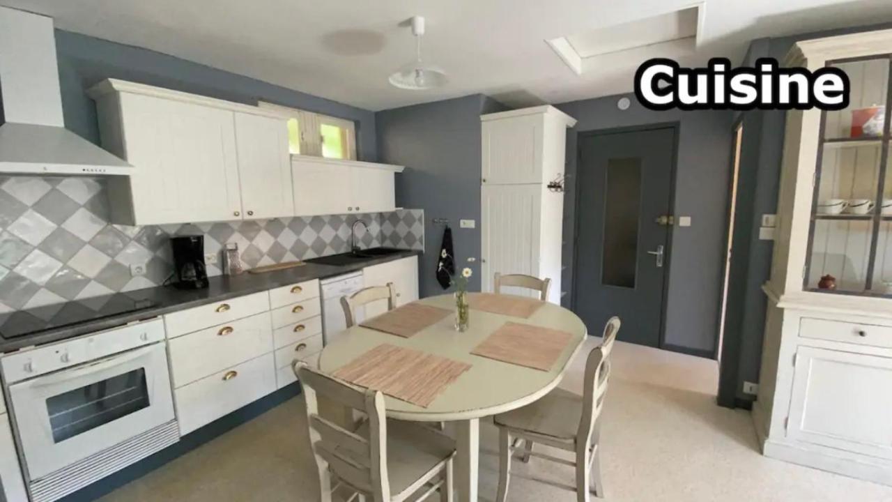 Appartement Aux Sources De La Chabanne Saint-Hilaire-les-Courbes Kültér fotó
